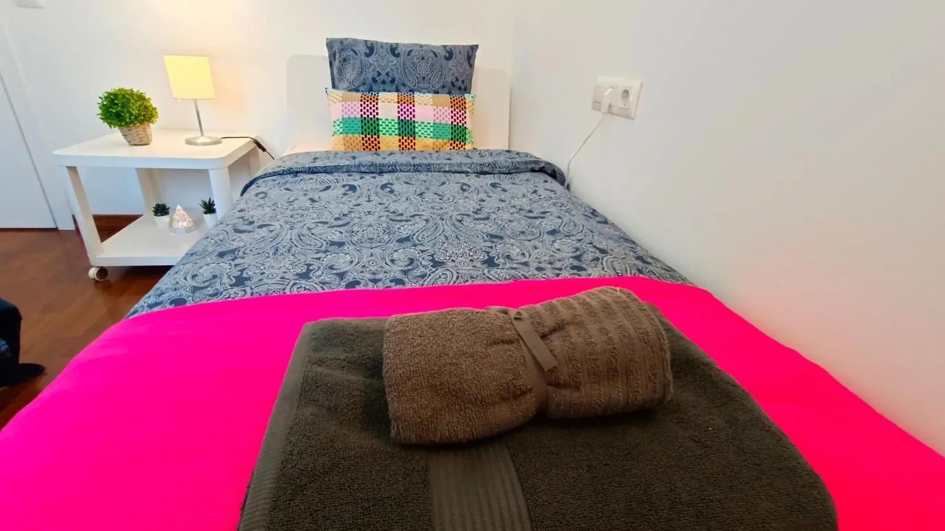 Heart Of Ghotic Private Rooms Barcelona 0*,  Spanien