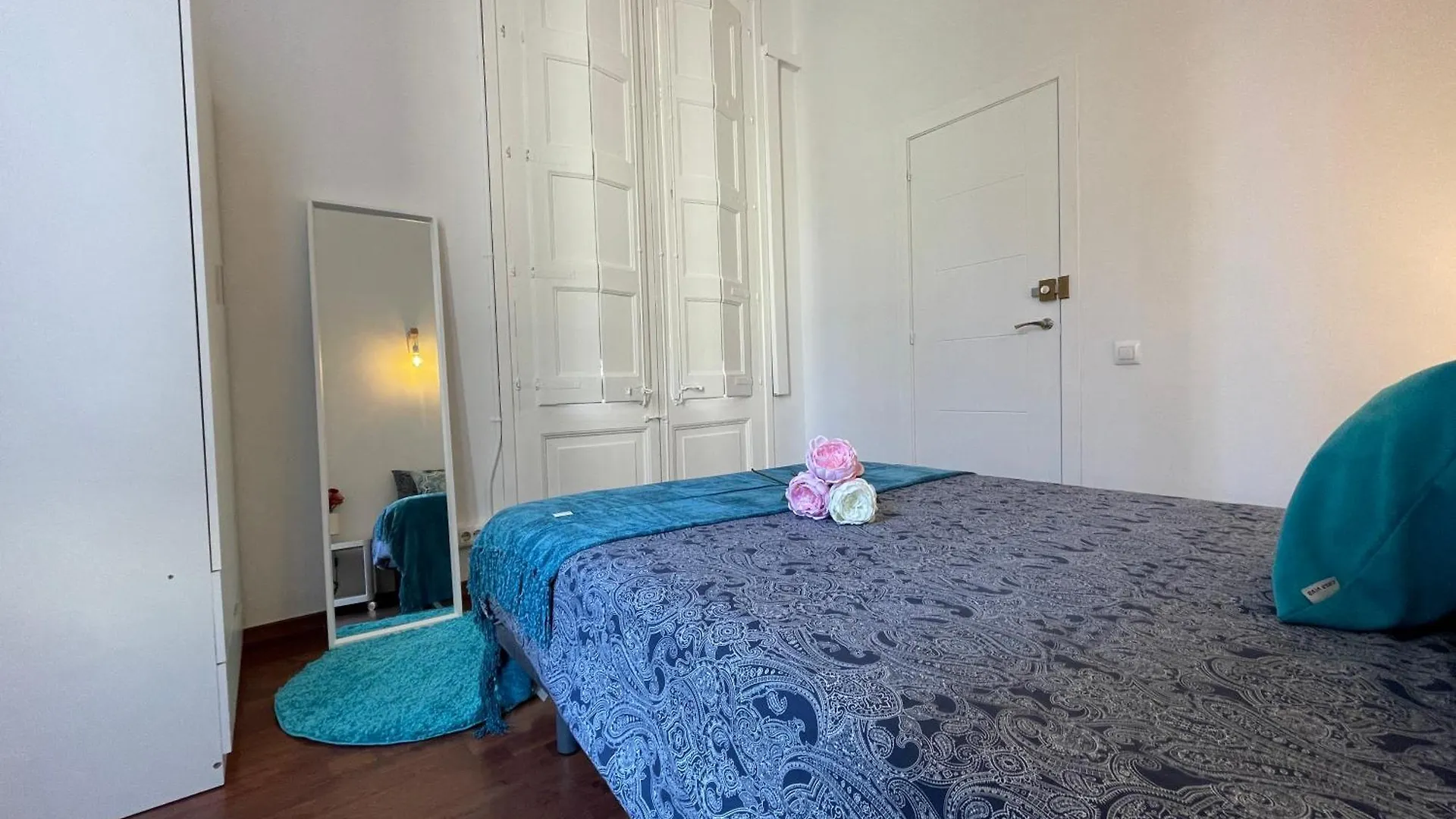 Vandrarhem Heart Of Ghotic Private Rooms Barcelona
